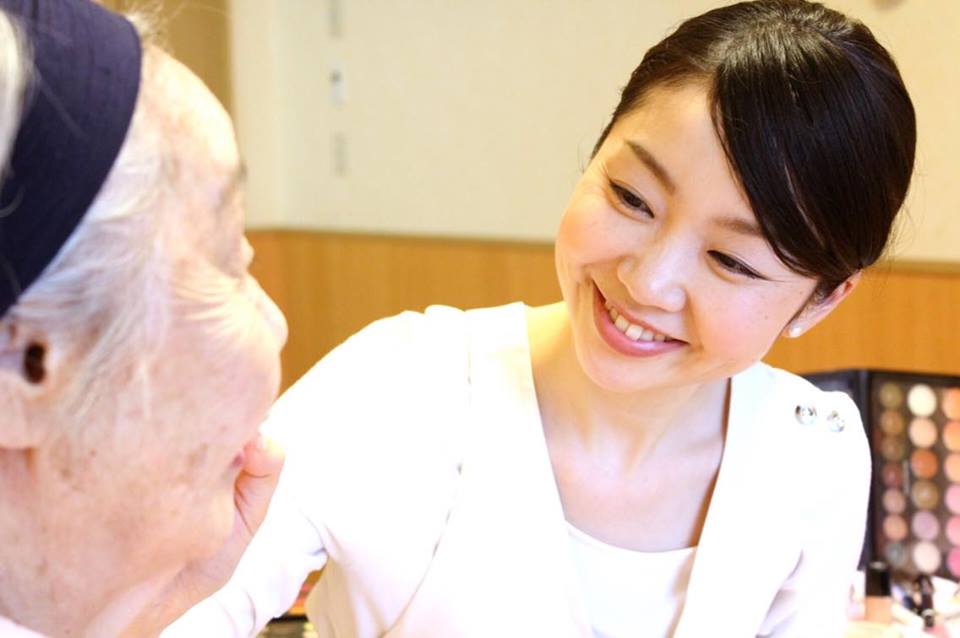 「介護×美容」のワンデイレッスン、始まります。第一弾は“メイクセラピー”編！･･･メイクセラピーって？？？ MIRAI PROJECT, INC.